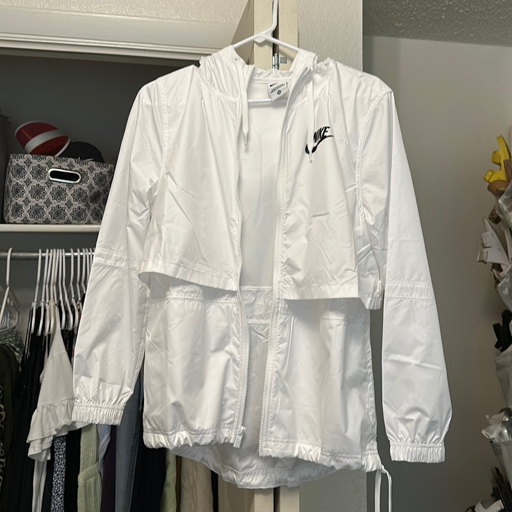 Nike wind breaker/ rain jacket